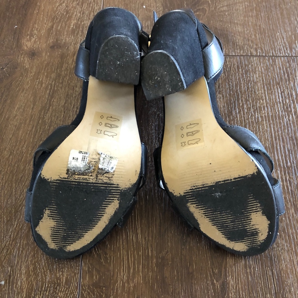 Shoemint Black Block Heel Sandals With Gold Hardw… - image 6